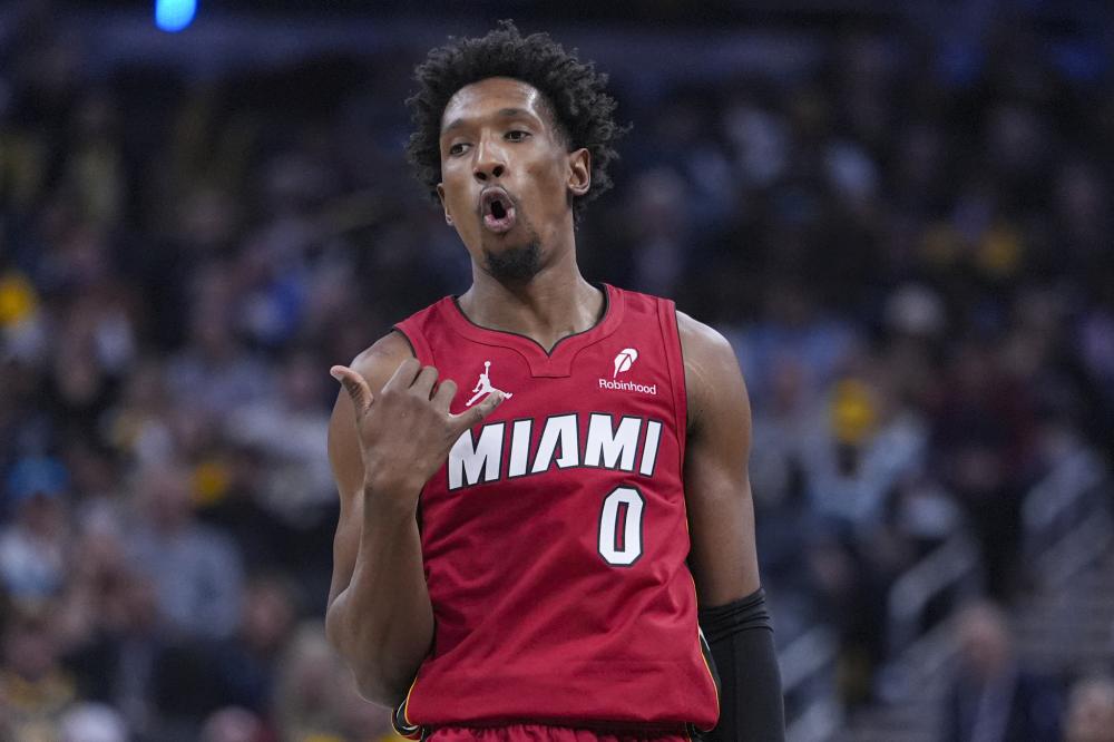 整个中场的 整个中场的